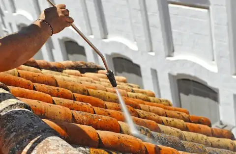 Nettoyage de toitures - La Châtre-Langlin